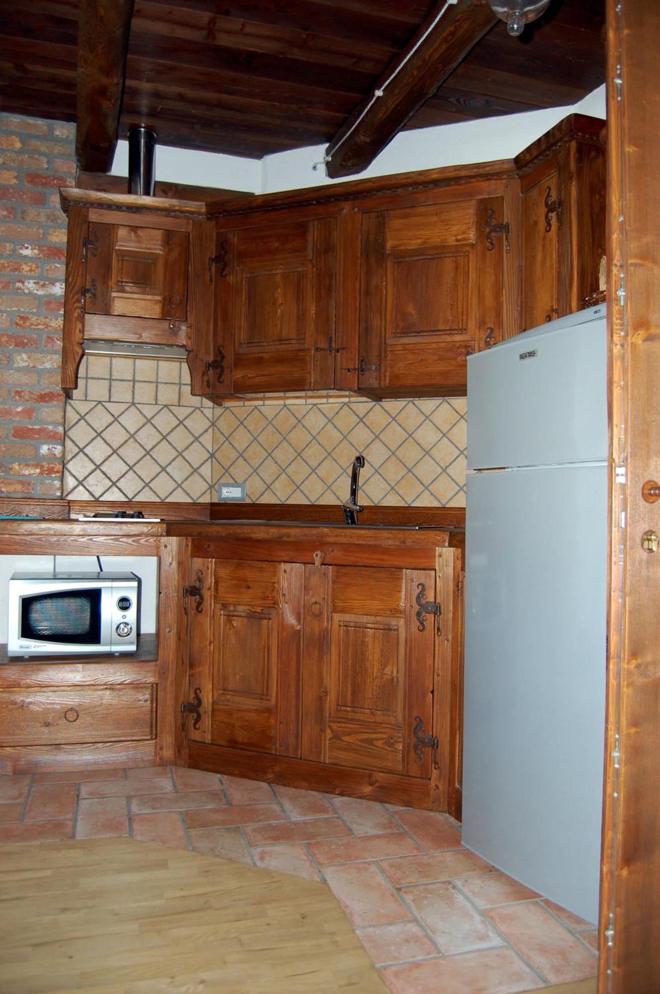 La Peiro Douco Guest House Roure Turin Bagian luar foto