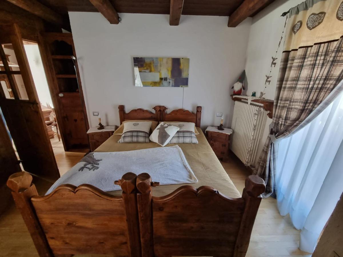 La Peiro Douco Guest House Roure Turin Bagian luar foto