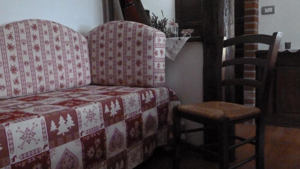 La Peiro Douco Guest House Roure Turin Ruang foto
