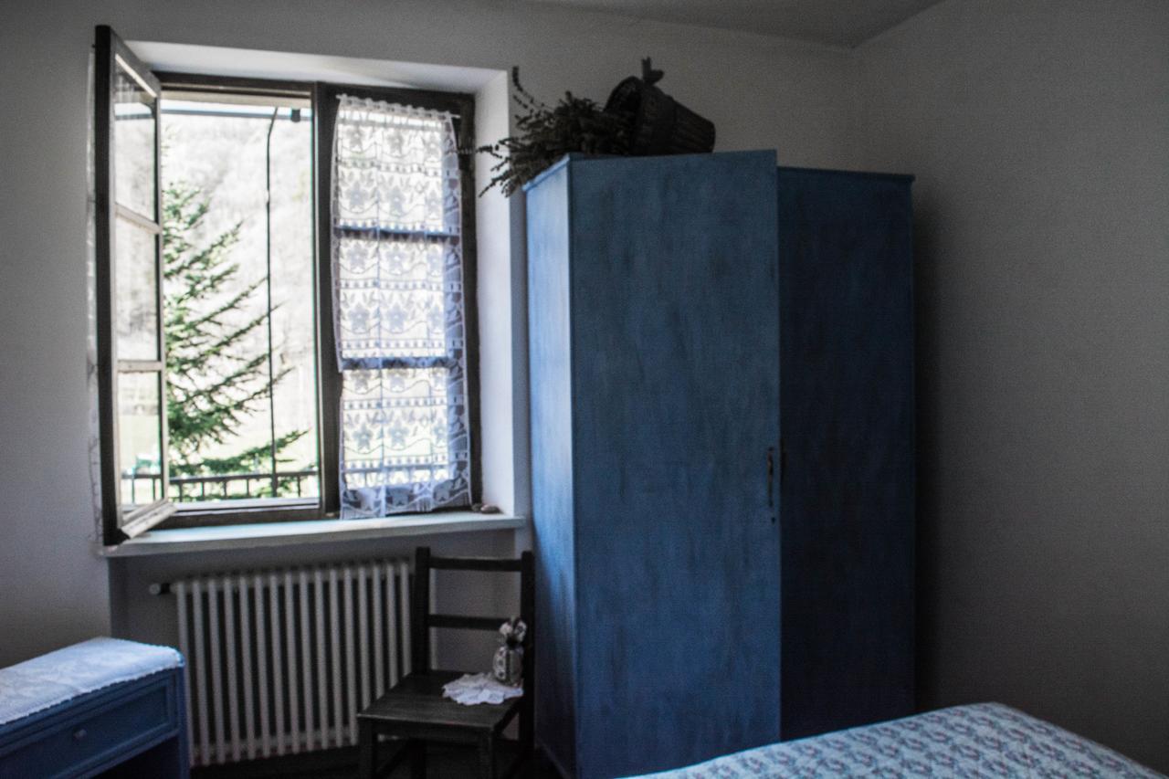 La Peiro Douco Guest House Roure Turin Bagian luar foto